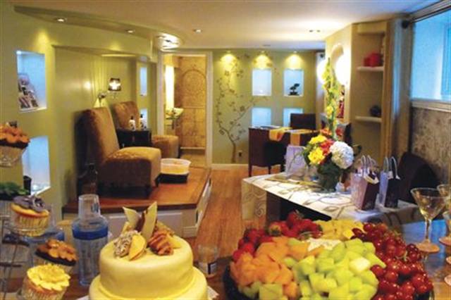 Home Salons: Tee’s Nail NV