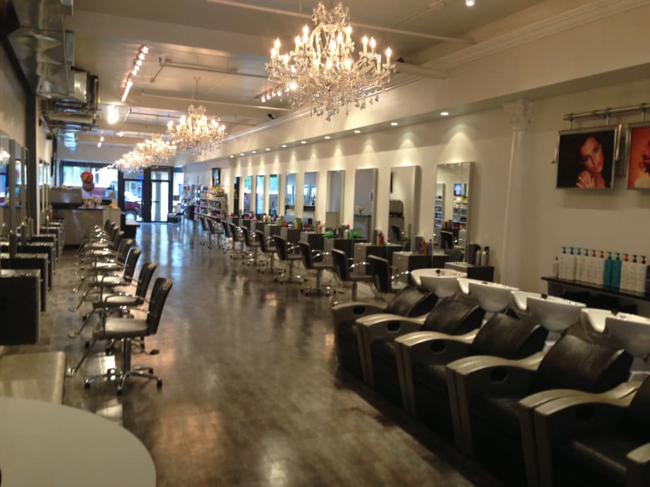 Modern Chic Salon Design by Eva D'Ambrosio