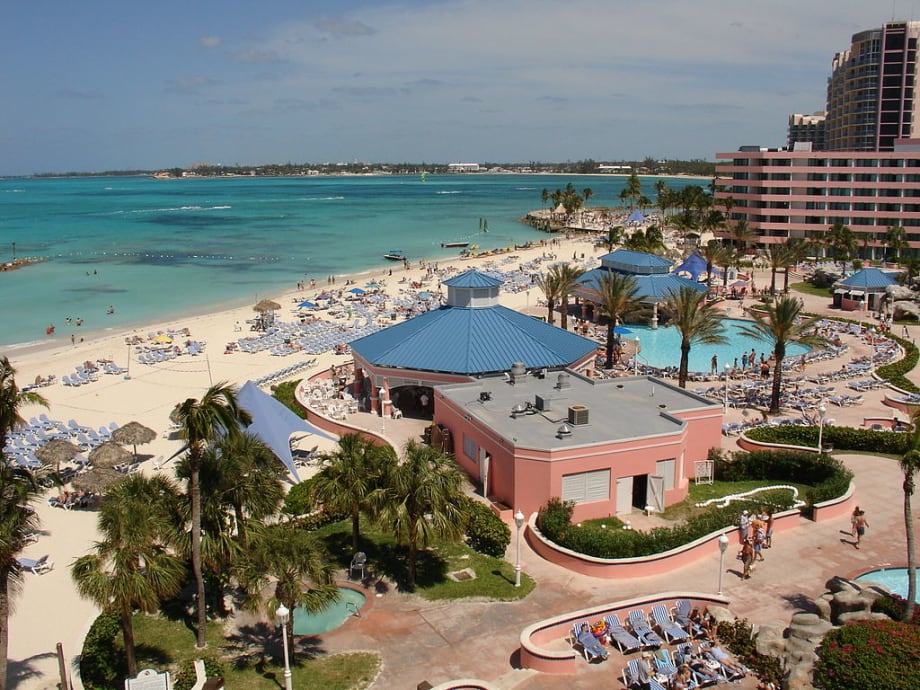 Avis Celebrates Over 50 Years in Bahamas
