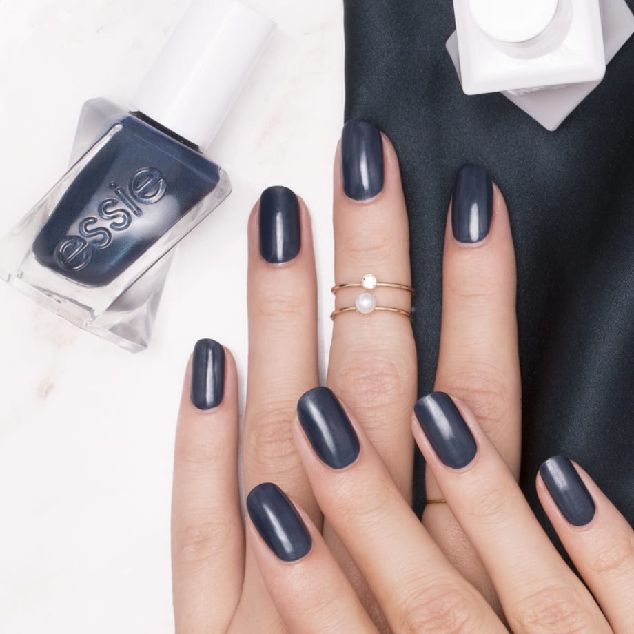 NAILS: How to Determine Skintone and Choose the Best Fall Colors for Your Clients