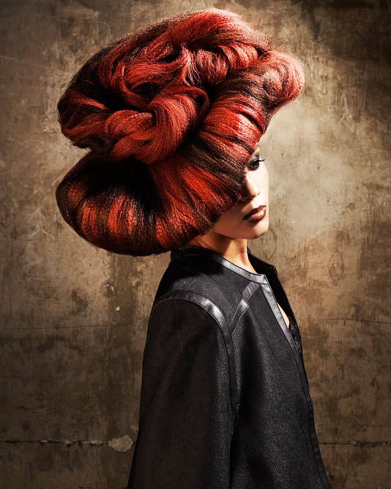 COLLECTION: Anne Veck's "A Day at the Races"