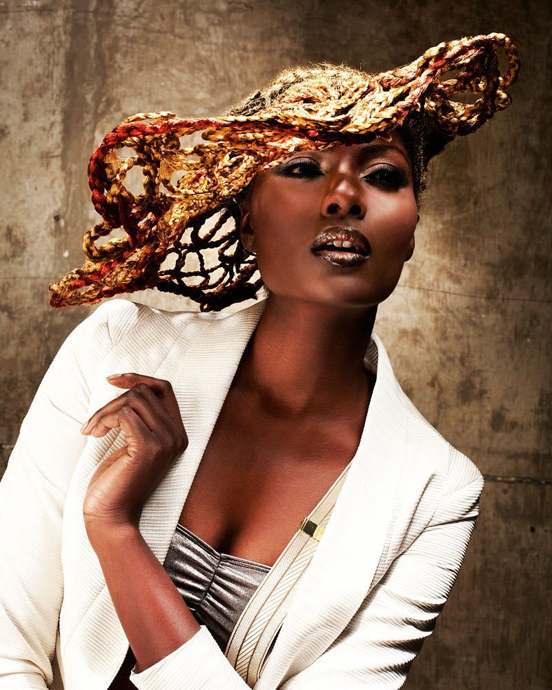 COLLECTION: Anne Veck's "A Day at the Races"