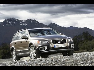First Look: Volvo XC70