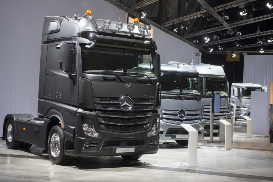 Truck Makers Hit With Record EU Fines for Price-Fixing in Europe