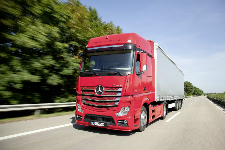 Mercedez-Benz OKs  Hydrotreated Vegetable Oil Biodiesel for Trucks