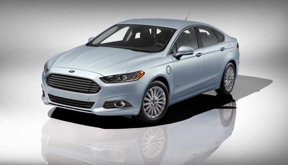 Ford Fusion Energi Earns Five-Star Safety Rating from NHTSA