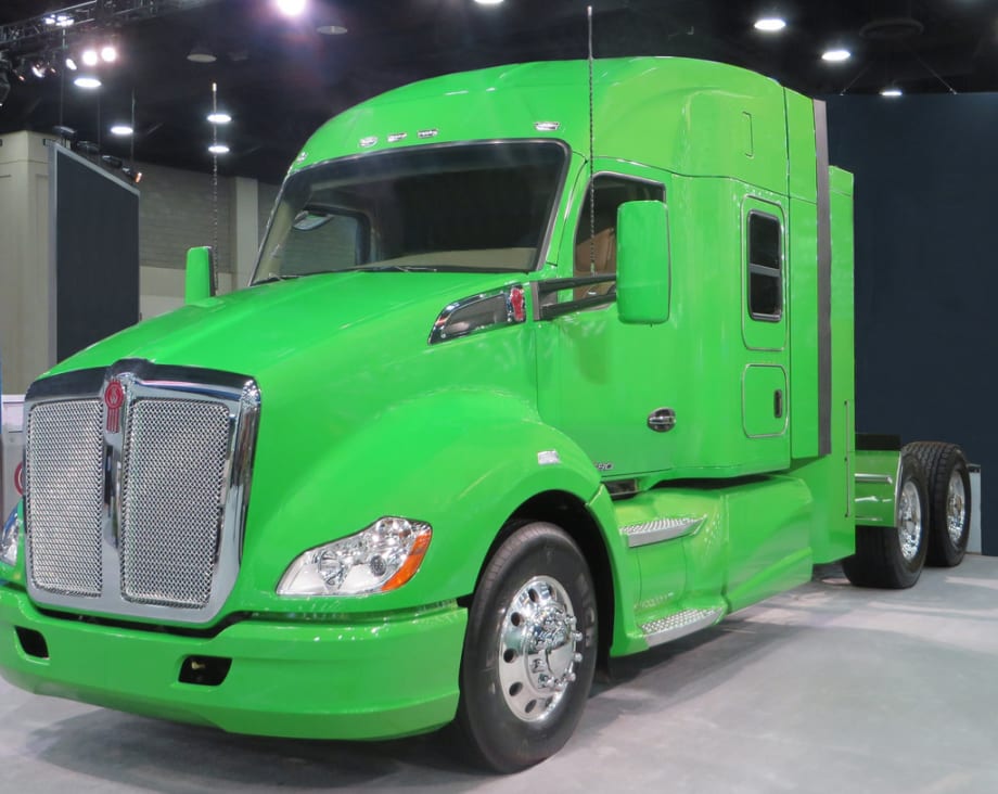 Natural Gas-Powered Kenworth T680 To Offer Eaton UltraShift Plus Transmission