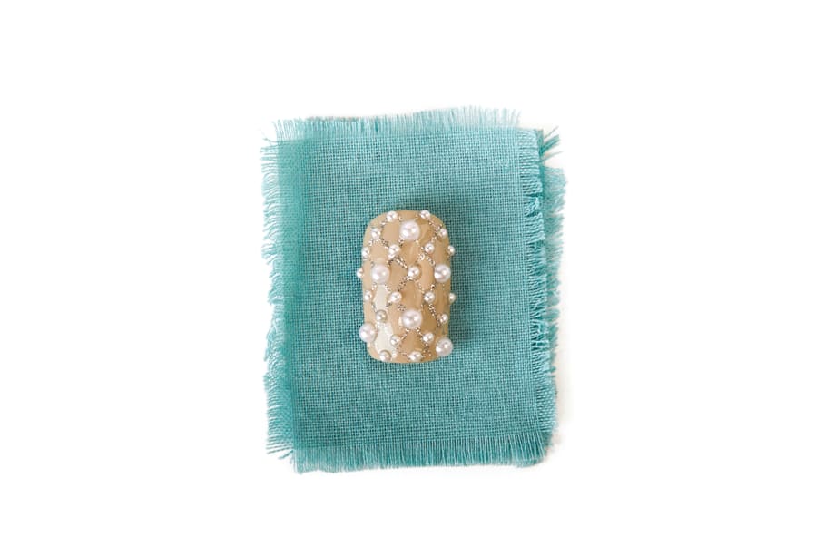 Nail Art for the Vintage-Loving Bride