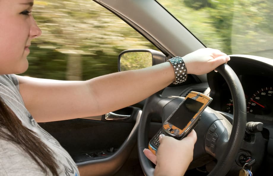 Minnesota House Committee Supports Hands-Free Driving Bill
