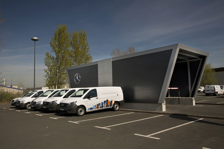 Mercedes-Benz Offers German Delivery Fleets Carsharing Solution