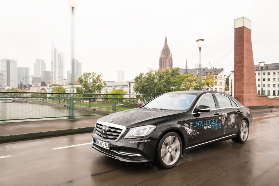 Mercedes-Benz Tests Autonomous S-Class in Australia