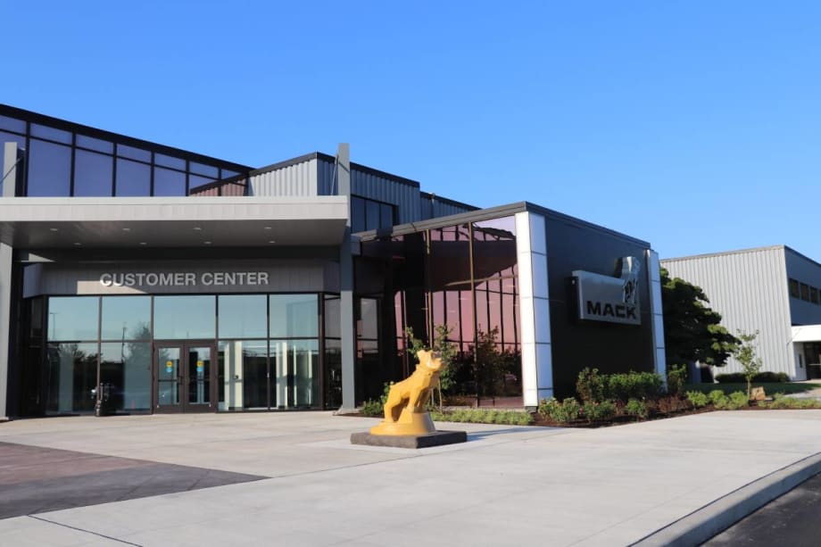 Mack Defense Headquarters Relocates to Mack Customer Center