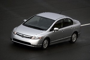 Honda Rolls Out New Hybrid for Motor Show