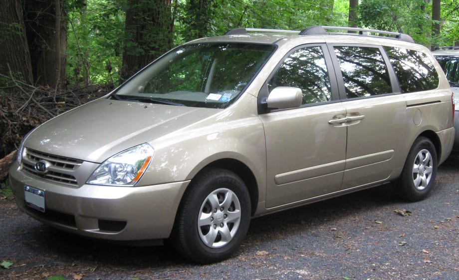 Road Salt-Linked Corrosion Spurs Kia Minivan Recall