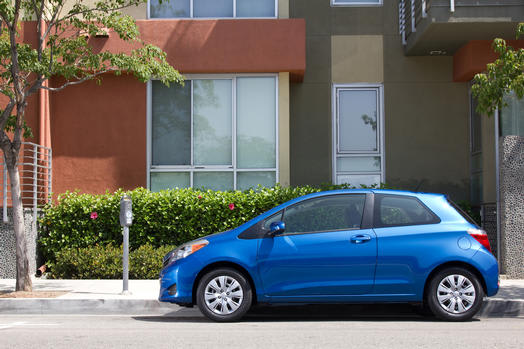 Toyota Recalls Yaris for Roof Headliner