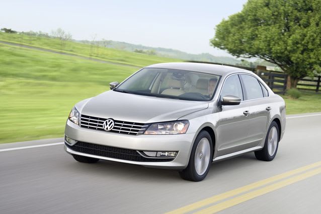 Volkswagen to Hire 800 to Boost Passat Production at Chattanooga, Tenn., Plant