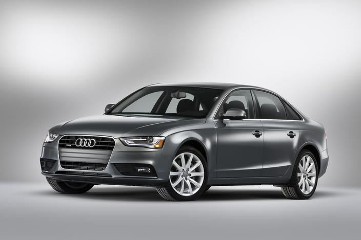 NHTSA Gives 2013 Audi A4 and S4 Sedans Five-Star Safety Ratings