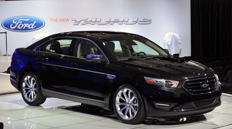 Ford Recalls Taurus, Lincoln MKS for Door Handles