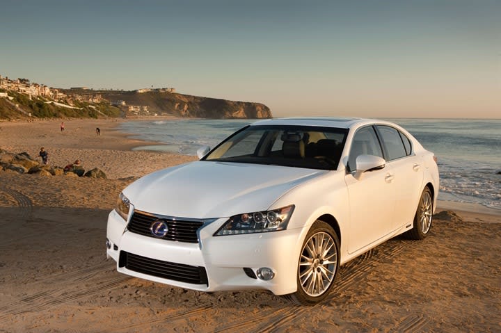 Lexus Boosts MPG on All-New 2013 GS 450h