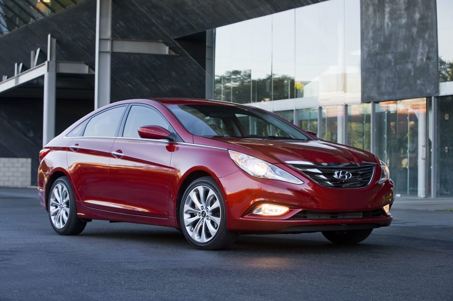 Hyundai Adds New Standard Equipment to 2013-MY Sonata Models