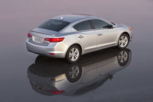 Honda Recalls Acura ILX Sedans for Faulty Headlights