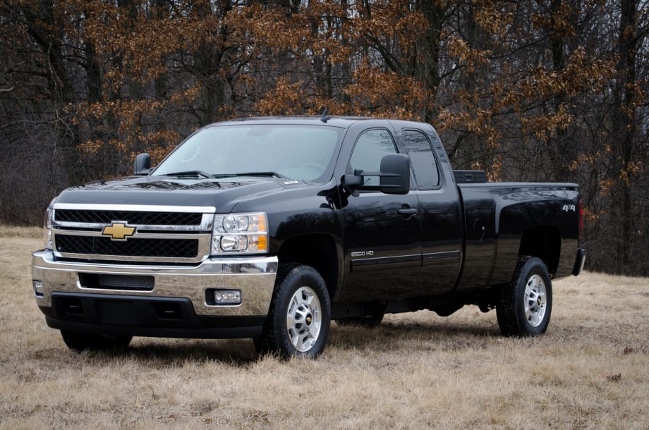 2013 GMC and Chevrolet Bi-Fuel Pickups Unveiled
