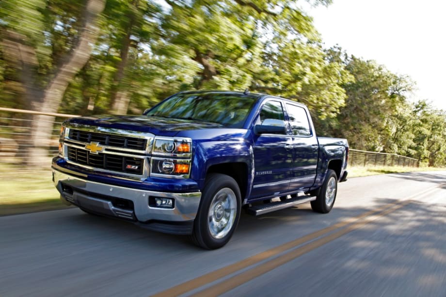 GM Recalling 89K Vehicles for Base Radio, Air Bag Problems