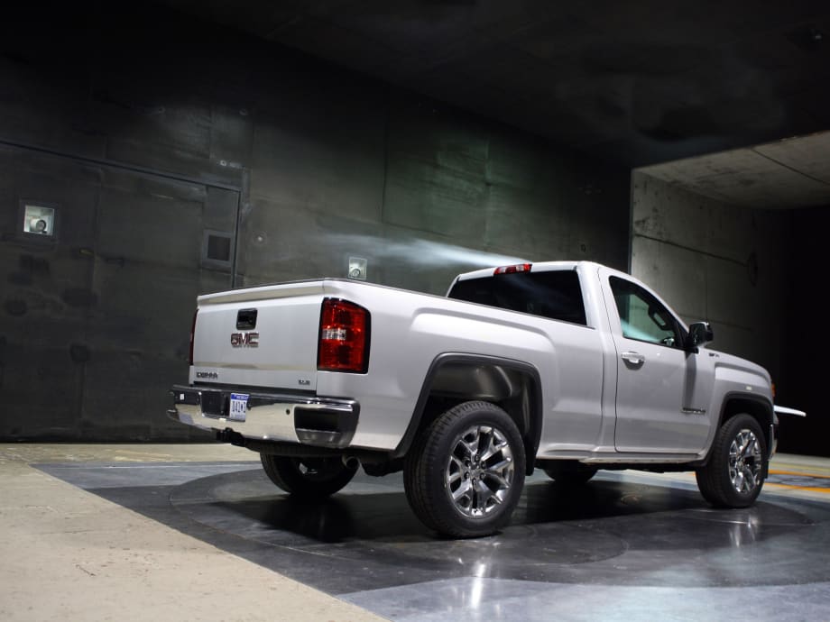 GM’s Engineers Say Certain Accessories Improve Pickup Truck Aerodynamics