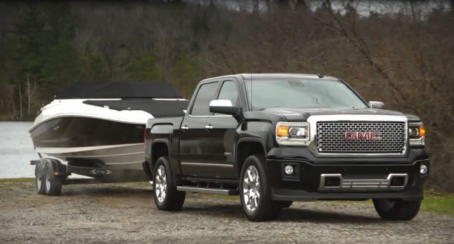 GMC Sierra's Trailering Tech Enhances Safety & Performance