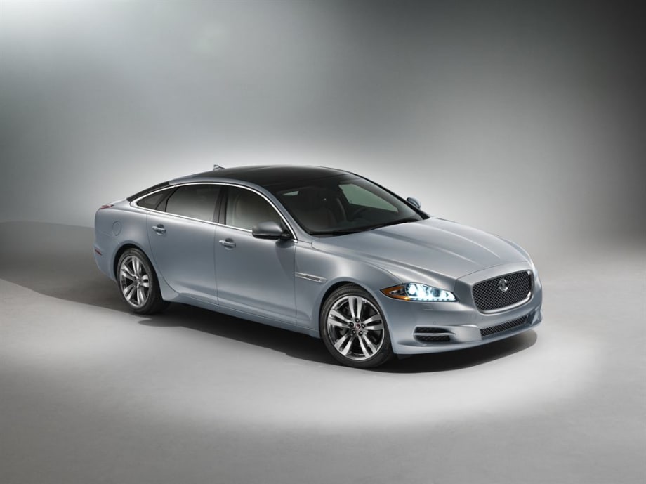 Wheel Alignment Issue Prompts Jaguar Recall