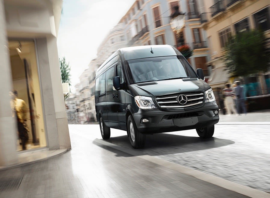 Sprinter 2500 and 3500 Vans Recalled for Oil Leaks