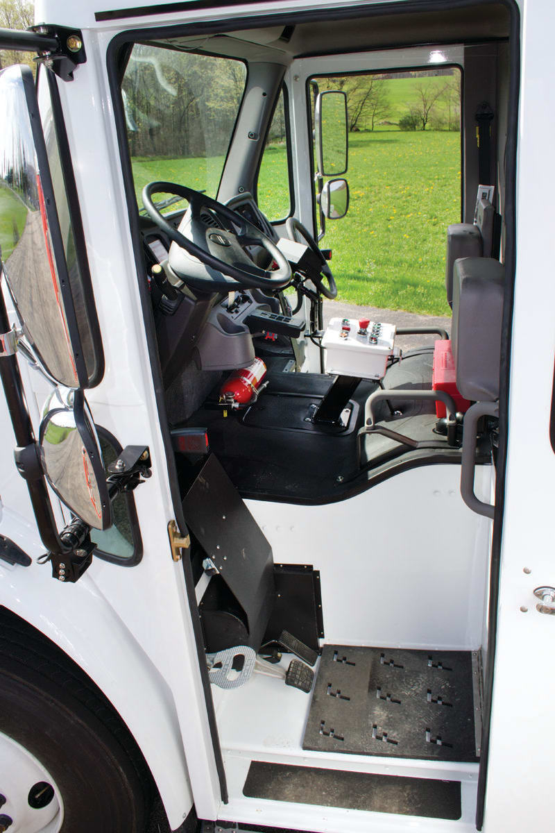 Dual Stand-Up Steering Package