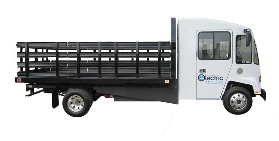 1000 Series Flatbed Truck