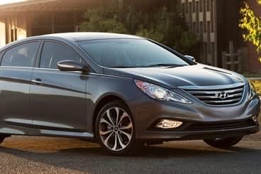Hyundai Recalls Sonata Cars for Seat Belts