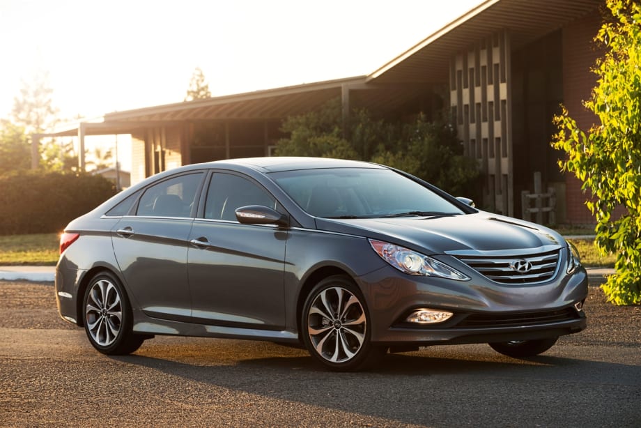 Hyundai Recalls Sonata for Transmission Problem