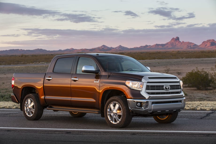 Toyota Unveils 2014 Redesigned Tundra Full-Size Pickup Truck