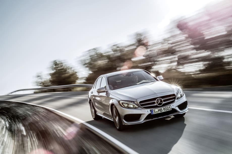 Mercedes-Benz Recalls C300/C400 Sedans for Steering