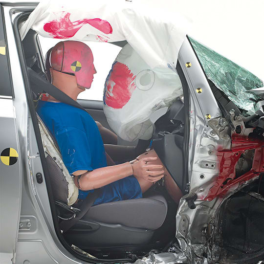 IIHS Considers Passenger-Side Crash Testing