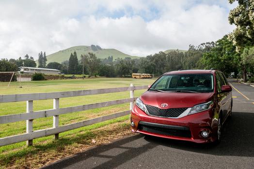 Toyota Sienna Minivans Recalled for Injury Risk