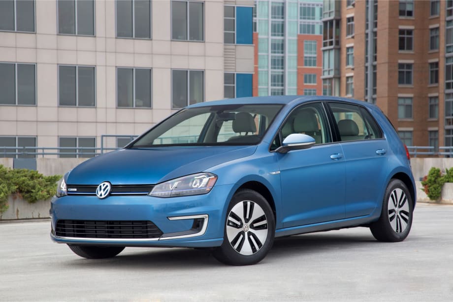 Volkswagen E-Golf Arrives at Dealerships