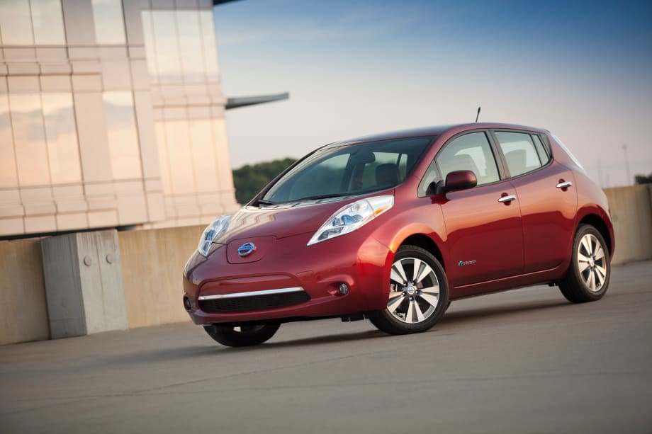 Nissan LEAF Sets Plug-In EV Sales Record