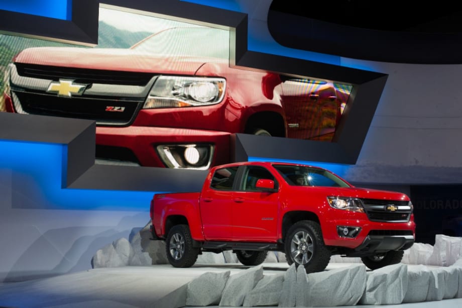 Air Bag Defect Halts Sale of Colorado, Canyon Pickups