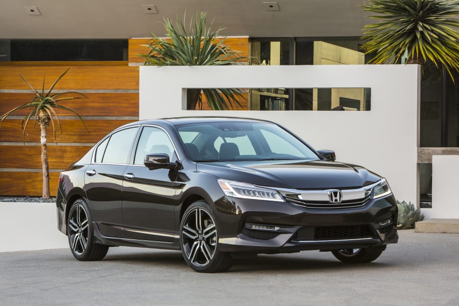 Honda Updates High-Tech Accord for 2016
