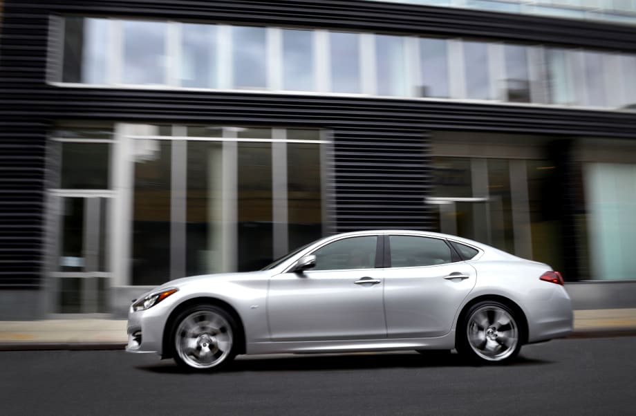 2016 Infiniti Q70 Sedans Start at $50,755