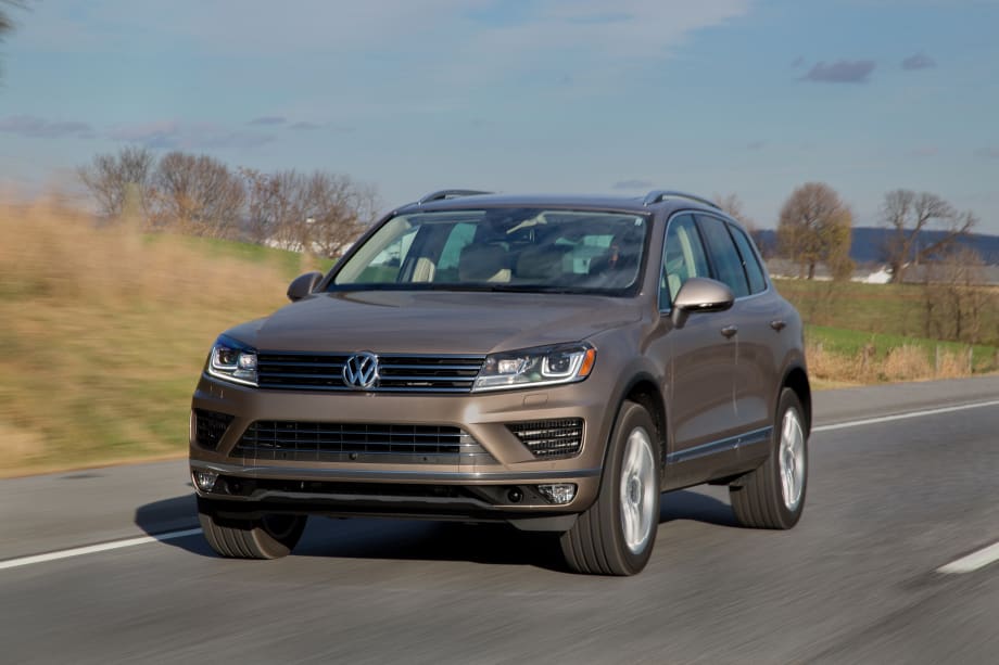 Volkswagen Touaregs Recalled for Tire Monitoring