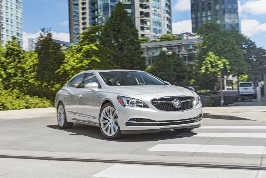 Buick LaCrosse Draws Top Safety Score