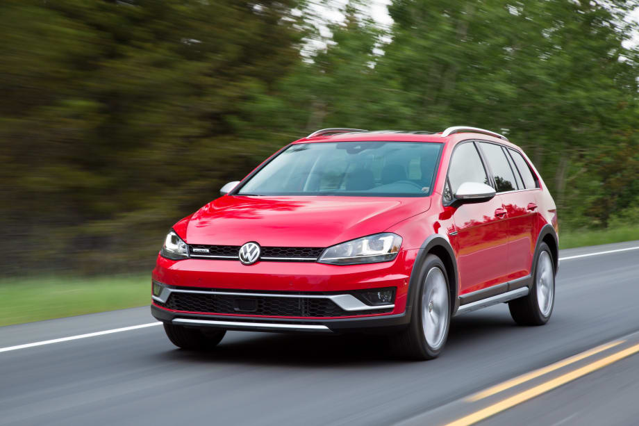 Volkswagen Golf Alltrack Draws Top Safety Score