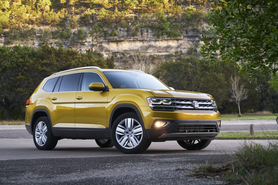 Cars.com Awards VW's 2018 Atlas, Golf GTI
