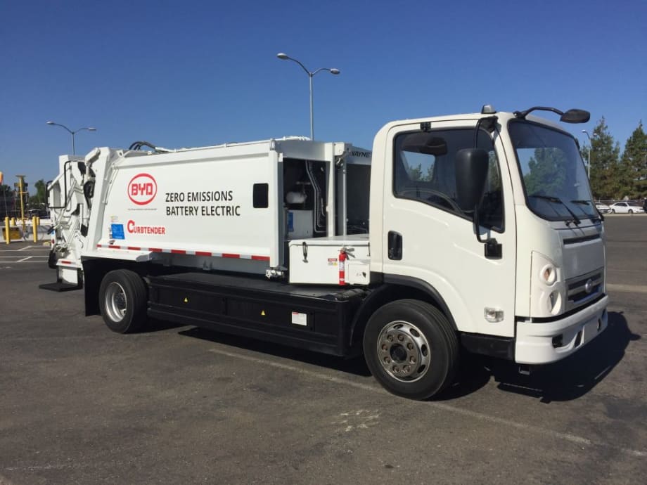 Utah Clean Cities Shows BYD Refuse Truck