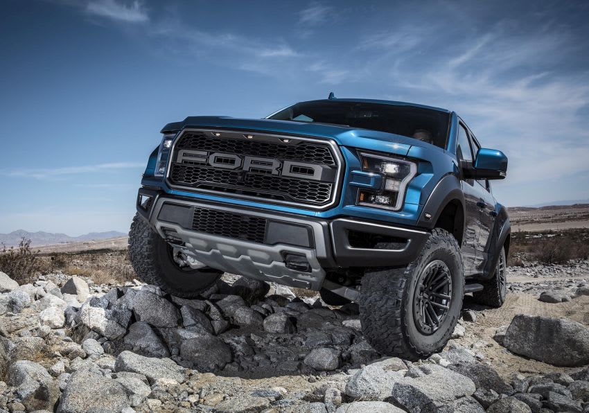 Ford Upgrades 2019 F-150 Raptor with Trail Control
